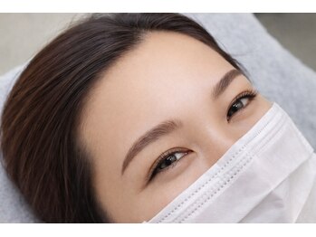 アイラッシュ リゾート メガミ 宝塚店(EYELASH RESORT MEGAMI)/ハリウッドアイブロウ♪