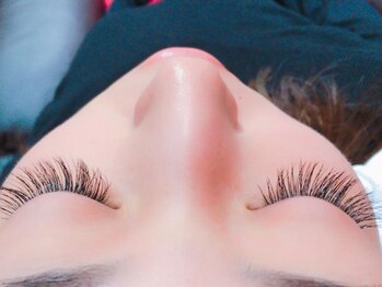 アース アイラッシュ 三田南ウッディタウン店(EARTH Eyelash)の写真/【最高級素材使用】厳選素材ｘ高技術で自然な仕上がりが大人気♪ナチュラルなのにパッチリな目に★