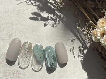 キキネイル 溝の口(kikinail)/11.12月定額B ぷっくりネイル