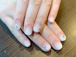 白グラデーション
