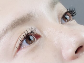 アイラッシュ サード(Eyelash third)の写真/《完全個室のおひとり様空間》高品質×低価格を実現♪仕事や家事育児で頑張る女性を応援！