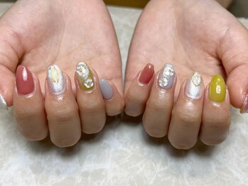 ココズルーム(KOKO's Room)/フラワーネイル