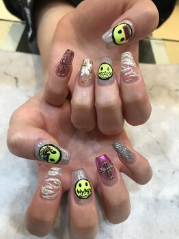 エスフィーネイルサロン ブリーユ(Esfy nailsalon Brille)/POPなネイル