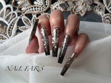 ネイルファリス(NAiL FARiS)/ゴールドホロ×ブラックグラデ