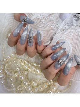 ホワイトネイル(White Nail)/長さ出しチップスカルプデザイン