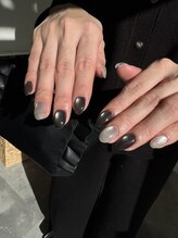 サロン ド ルネ(Salon de Lune)/