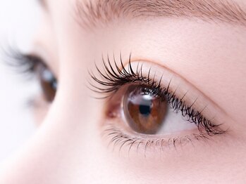 アリーナ 緑が丘店(arena)の写真/持続力◎LEDエクステや話題のエクステパーマ&Healthy導入店!エクステ・パーマの相乗効果で目元の存在感UP!