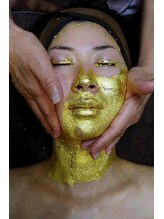 ヘルス＆ビューティークリニック　住美香（すみか）/24金純金フェイシャルで小顔！