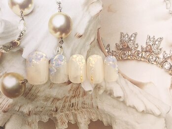 ローラポンポニー(Laura pomponnee)/ブライダルネイル【Ethereal】