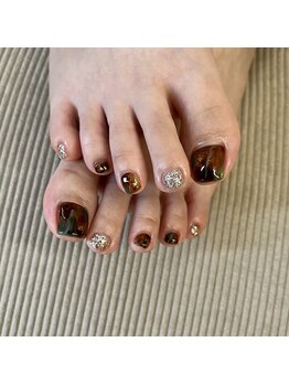 リファインネイル(refinenail)/ブラウンニュアンスネイル