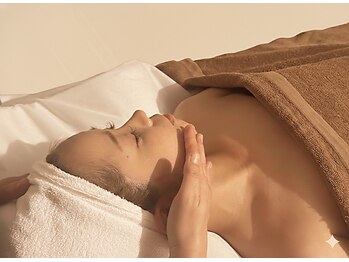 ウルーカ(ulu-ka)の写真/大人女子ケア!顔・頭・首の3点セットが重要!首肩こり解消の極上リンパマッサージで睡眠の質向上にも♪