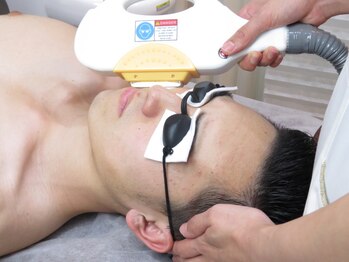 カシェート(cachette)の写真/朝の髭剃りをゼロに！完全個室のプライベート空間で人目を気にせず通える、大人のためのメンズ脱毛