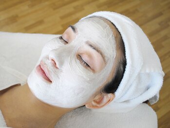 美眉アンド美肌専門サロンすみれ/施術中