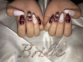 エスフィーネイルサロン ブリーユ(Esfy nailsalon Brille)/チェックと3Dネイル