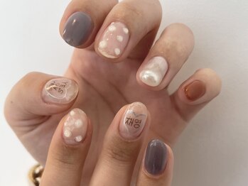 グロー(g1ow)/ニュアンスネイル(^^)