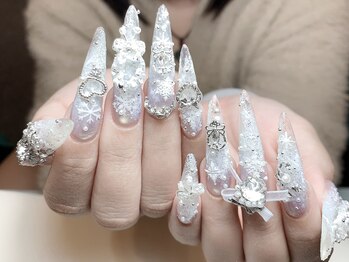 ミュウミュウ(miumiu)/冬限定ネイル特集