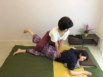 チェンマイ39/タイ古式ストレッチ施術