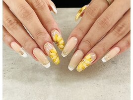 【ほり】夏のひまわりネイル