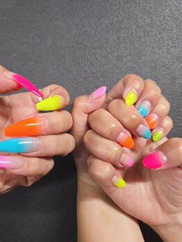 ネオンカラーグラデ