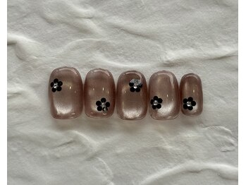 ネイルルーム エルナ(nail room ELNA)/アシンメトリーデザインB ￥7800