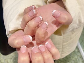 フレンチネイル★8250円