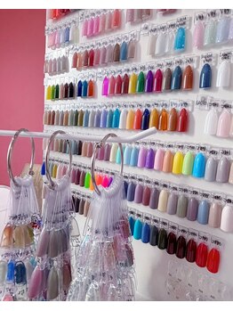 ブラッシュネイルインク(Blush Nail inc.)/豊富なカラー