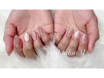 ネイルサロン M/マグネット　5780円