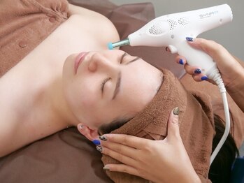 ルーナ(LUNA)の写真/関西初★先進的な美容機器で肌本来の美しさをサポート！エイジングケア～未来のスキンケアへ※2025年出典有