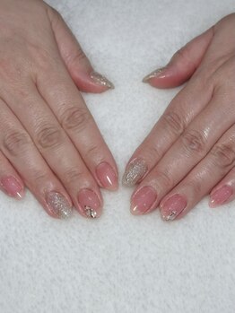 シンプル系（オフィス・日常）が得意