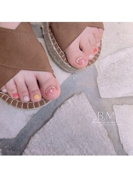 ビューティームーン(beauty moon)/フット親指アート