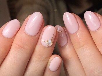 ミーナネイル(miinanail)/上品ピンクネイル