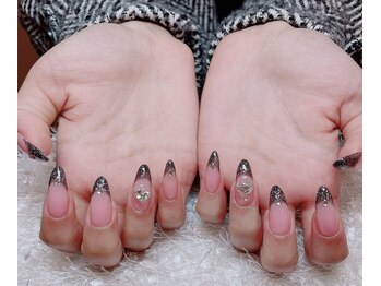 レアネイル 新宿(le'a nail)/ラメフレンチ