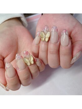 ムーン(MooN)/お花フレンチネイル