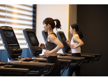 レックス ニジュウヨン フォー ウーメン(L'ex 24 for women)/最新のマシン