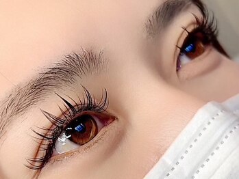 ネオン(Neon)の写真/《話題のLEDエクステ》美しい目元を長く保ちたいあなたに!ヘアサロン内なのでヘアメニューと同日施術も可能