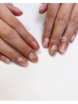 ウロネイルズ(ulo nails)/ニュアンス押し花