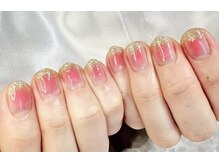 アリイネイルズ(ALII Nails)/オフェロ×ゴールドラメ