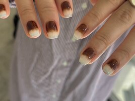 ブラウン　グラデ