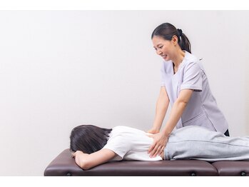 天王寺で肩こりと腰痛にリンパマッサージと骨盤矯正で姿勢改善する女性用整体院/骨盤矯正／姿勢矯正／頭痛矯正