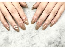 ケーエヌ(KN)/大人ベージュネイル