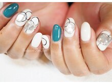 タイニーツリー(Tiny Tree)/個性派ネイル