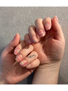 ルーム ビューティーラボラトリーズ(room beauty laboratories)/ガーリーネイル×チェックアート