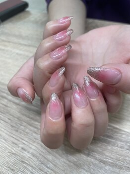 エーナイン イオン一関店/キラキラ×チークネイル