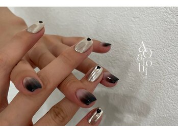 アオアロヒネイル(ao alohi nail)/モードガーリーなネイル