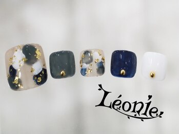 レオニー(Leonie)/ニュアンスドットネイル☆