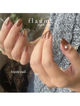 大粒ビジューネイル