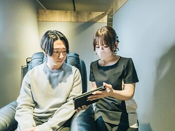 眉ラボ 大宮店の写真/【大宮/メンズ眉毛専門店】プロのアイブロウリストによる施術で貴方のなりたい眉毛を叶えます♪