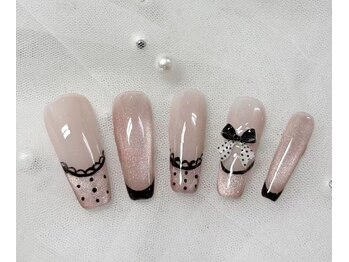 ネイルサロン マジックガール(Nail Salon MagiqueGirl)の写真/スカルプでゴテゴテ華やか!長さ出し&持ち込みアートで指先を彩るネイルサロン☆