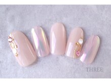 スリー 自由が丘(THREE)/ピンクストーンネイル