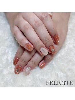 フェリシテ(FELICITE)/